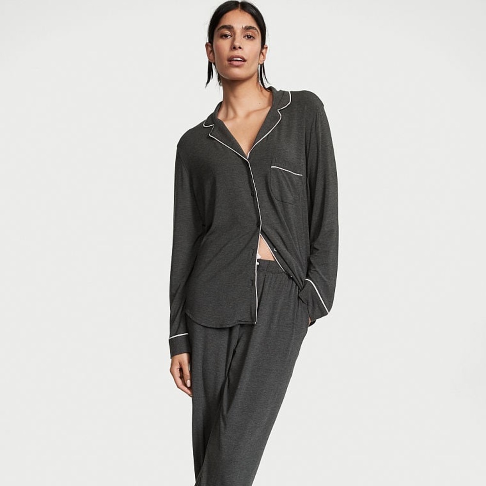 Victoria’s Secret Gray Heavenly Pajamas Sleepwear Matching PJ Set, Size Medium